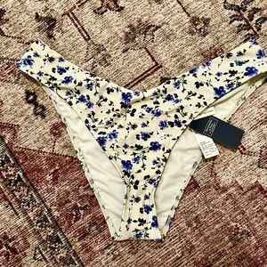 NWT Abercrombie and Fitch bikini bottoms - floral